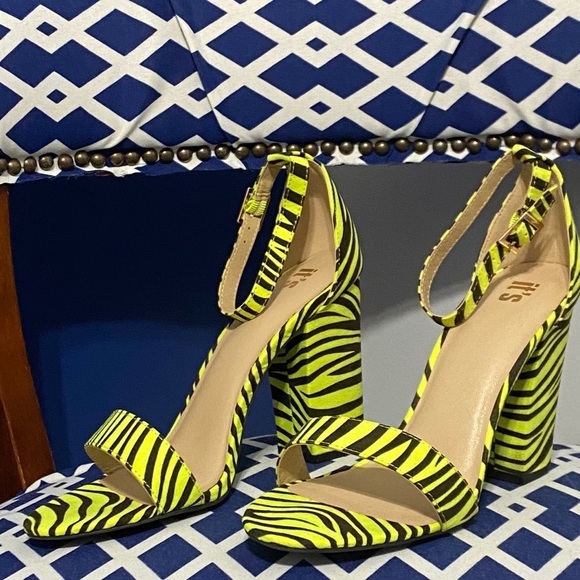 Neon Green Zebra Print Chunky Heel Sandals(just reduced) - Picture 4 of 6